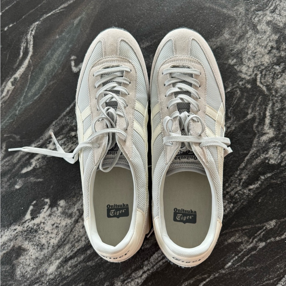 Onitsuka Tiger sneakers size 10.5 by ASICS